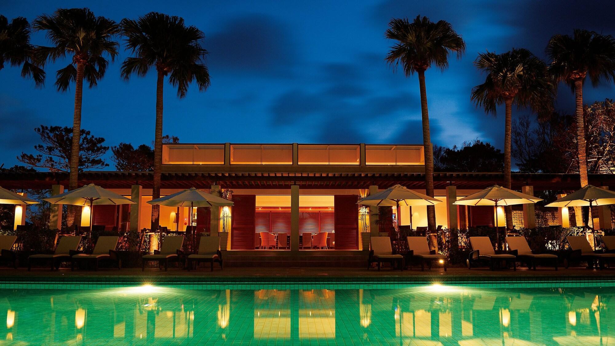 Hotel The Atta Terrace Club Towers (Adults Only) à Onna Extérieur photo